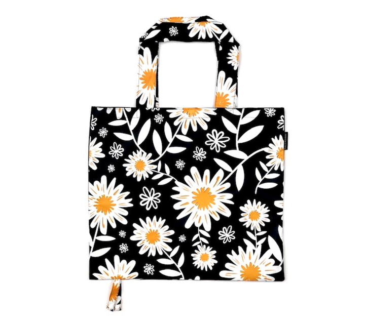 Foldable reusable shopping bags