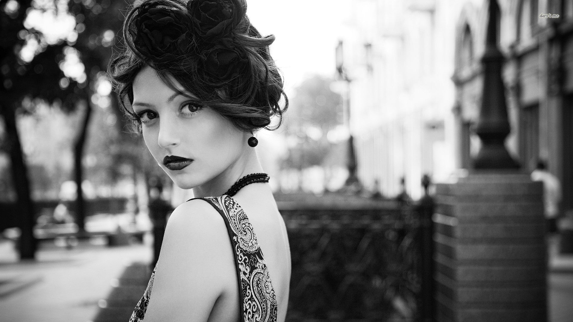 Model in vintage black and white dress