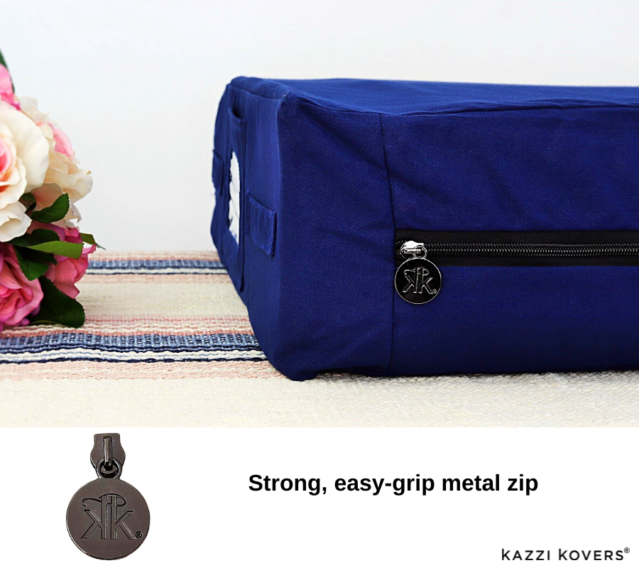 Strong, easy-grip Kazzi Kovers engraved zip puller for easy open and close access to the storage bag