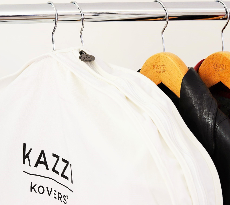 Kazzi Kovers timeless cream garment bag for long garments and gowns