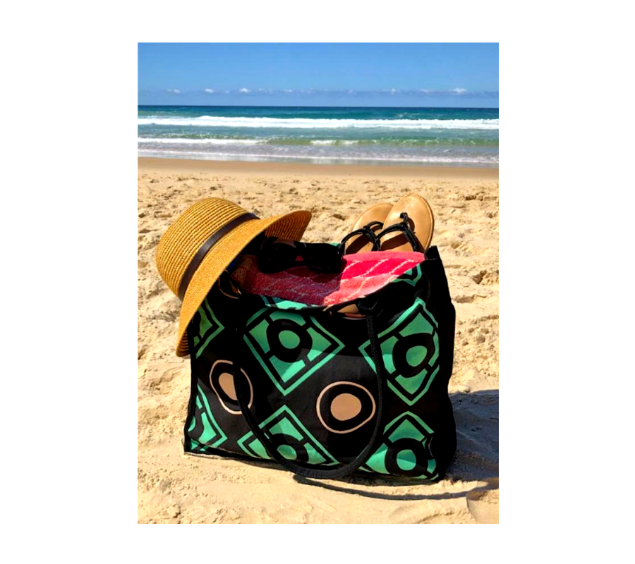 Cotton tote bags for the beach | Green, beige and black geometric print