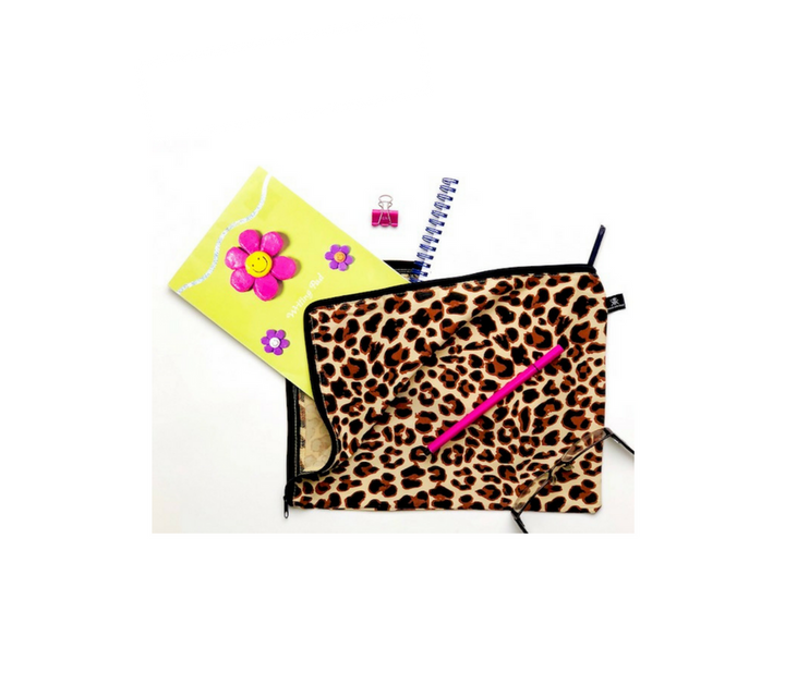 Leopard bring notepad and stationery case and organiser