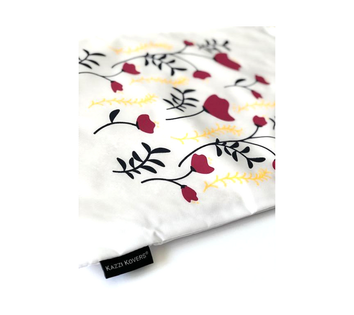 Spacious laundry bag for blankets, linens, throws and bulky items