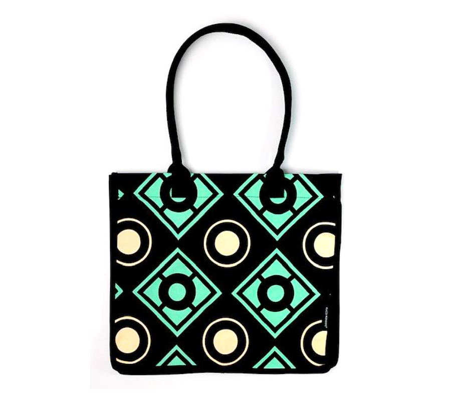 Geometric circle pattern on reusable shopping bag